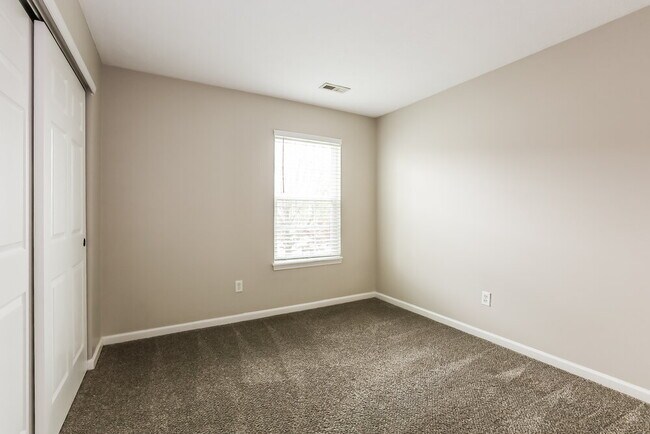 Building Photo - 7329 Kimble Dr