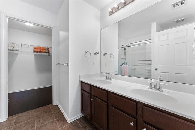 Building Photo - 150 Breccia Cove