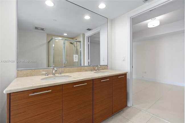 Building Photo - 50 Biscayne Blvd