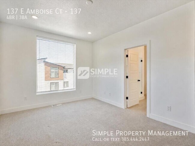 Building Photo - 137 E Amboise Ct
