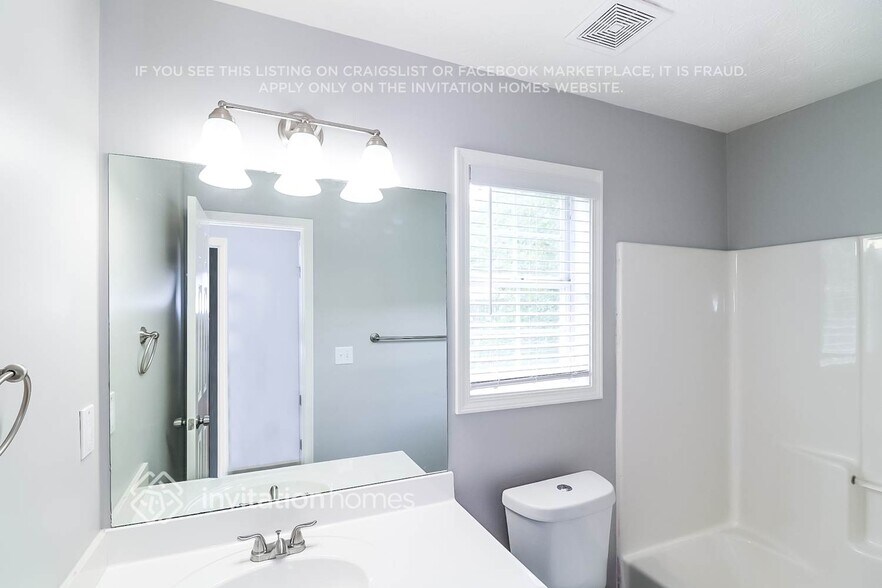 Building Photo - 2643 Abbots Glen Dr NW