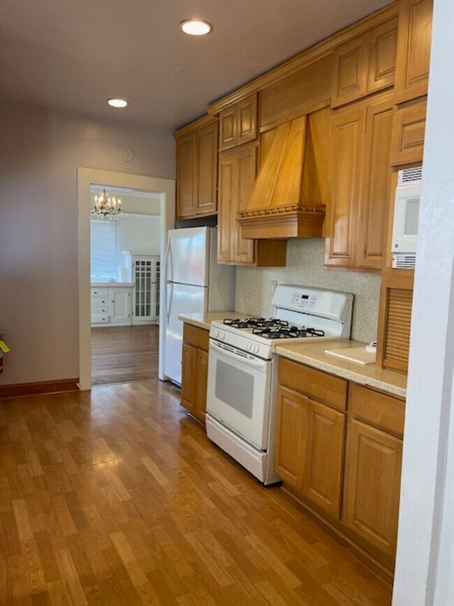Building Photo - Piedmont Home w/ Large Attic Loft