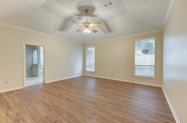 Building Photo - 12307 Rocky Knoll Dr