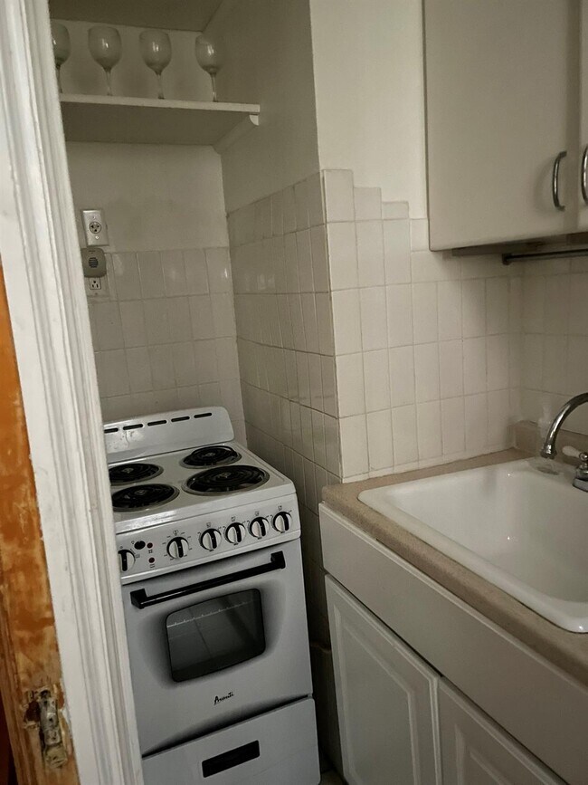 Building Photo - 4315 46th St