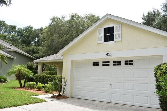 Building Photo - 2132 Brandon Park Cir