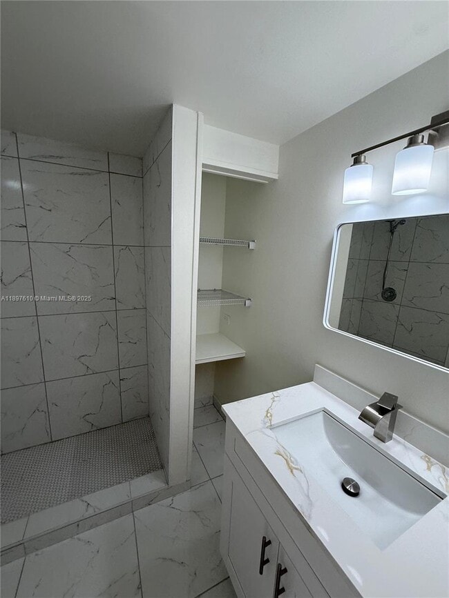 Building Photo - 738 Mill Valley Pl