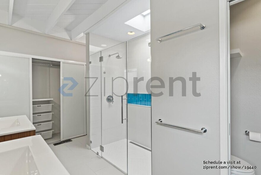 Building Photo - 272 Montebello Ave