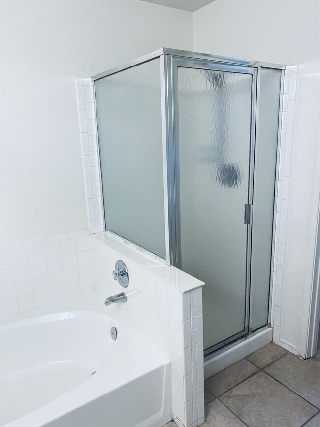 Building Photo - 2964-P2964 W Laquila Aerie