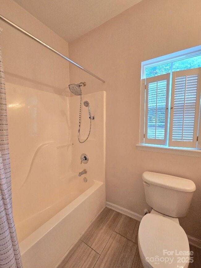 Building Photo - 8221 Brookings Dr