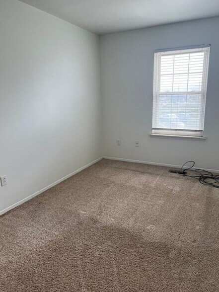 Building Photo - 22111 Atlantic Pointe