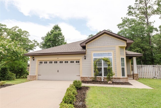 Building Photo - 44 Hollyn Ct