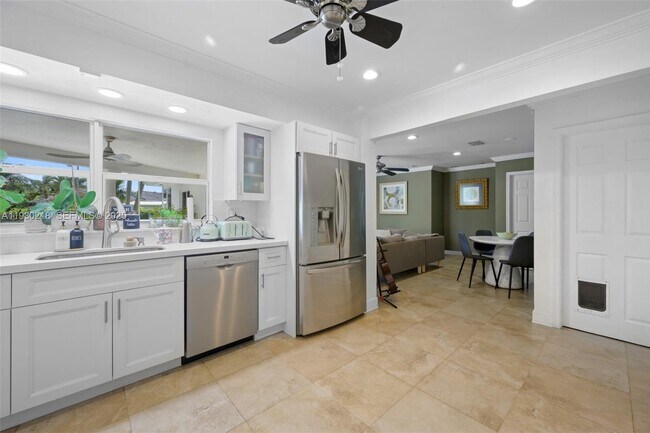 Building Photo - 8330 SW 171st St