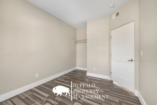 Building Photo - 591 Turin Way