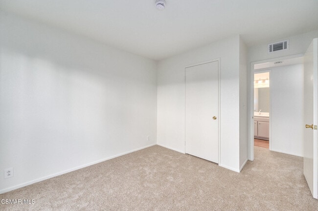 Building Photo - 150 Los Angeles Ave