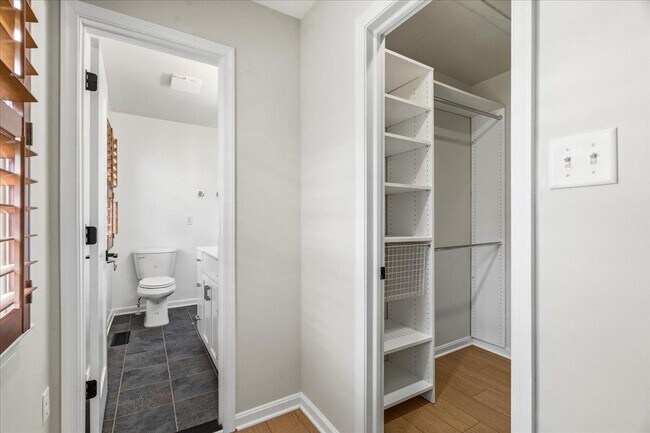 Building Photo - 7375 Freestate Dr