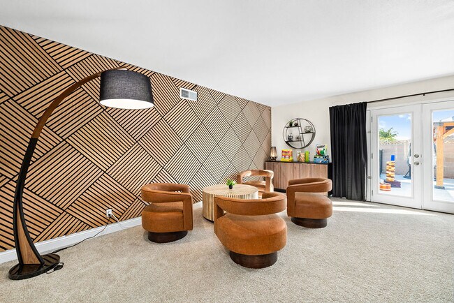 Building Photo - 632 Kenoak Dr