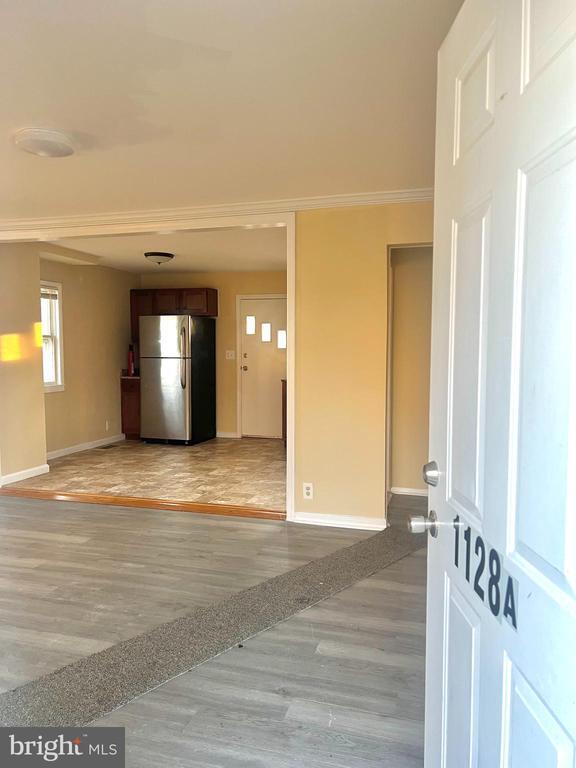 Building Photo - 1128 Howard Ave