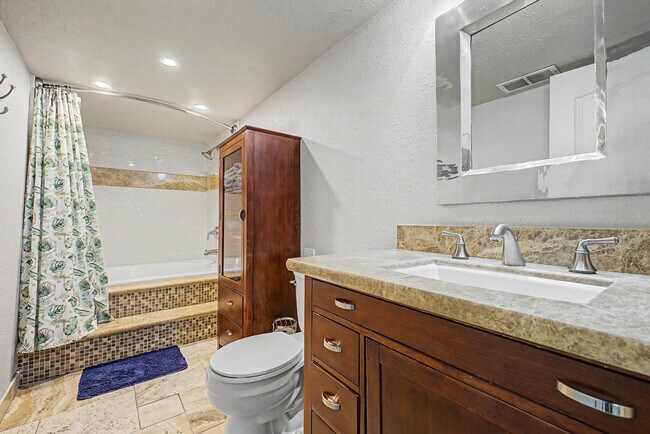 Building Photo - 3346 E Cochise Rd