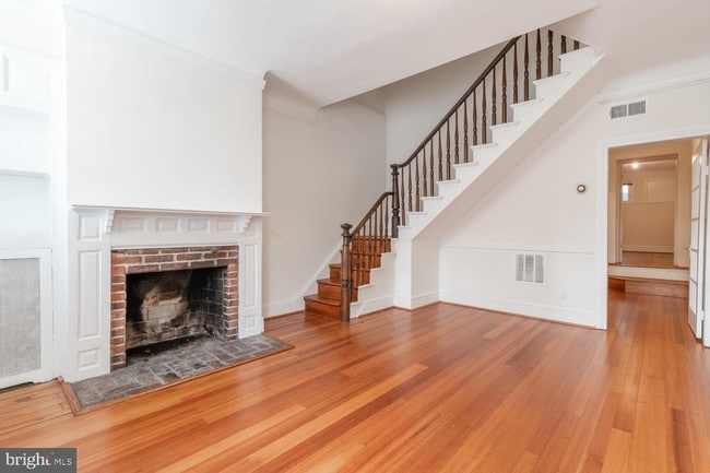 Building Photo - 2723 Dumbarton St NW