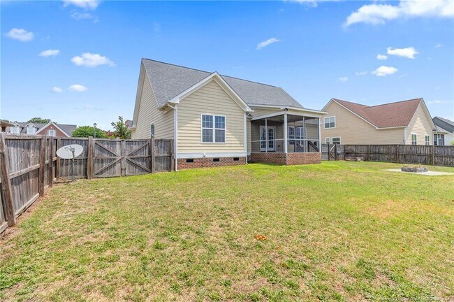Building Photo - 720 Camwheel Dr