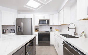 Building Photo - 2BR/2BA Downtown Marina District Condo - G...