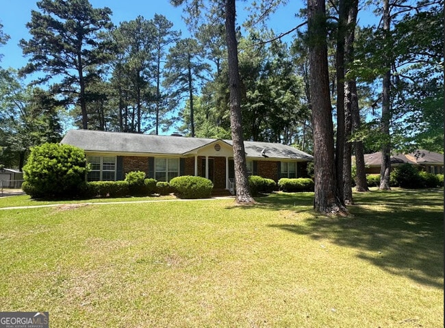 Building Photo - 427 Meadowlark Dr