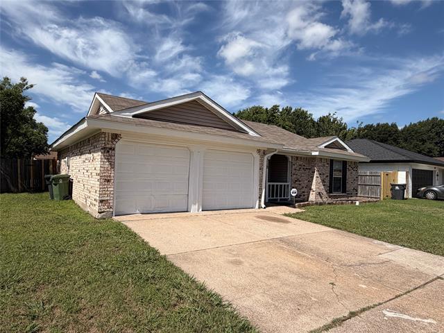 Building Photo - 312 Juniper Dr