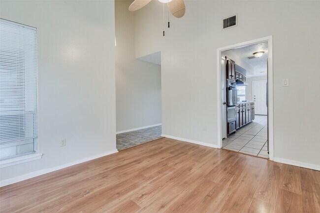 Building Photo - 22206 N Fork Dr