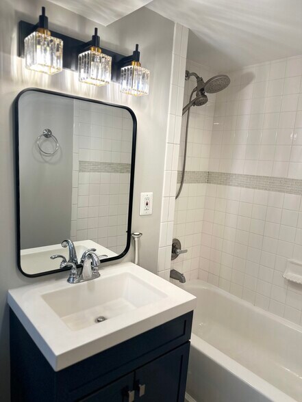 Building Photo - 1306 Shady Glen Dr