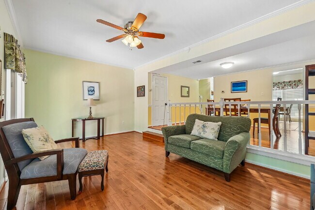 Building Photo - 11598 Overleigh Dr