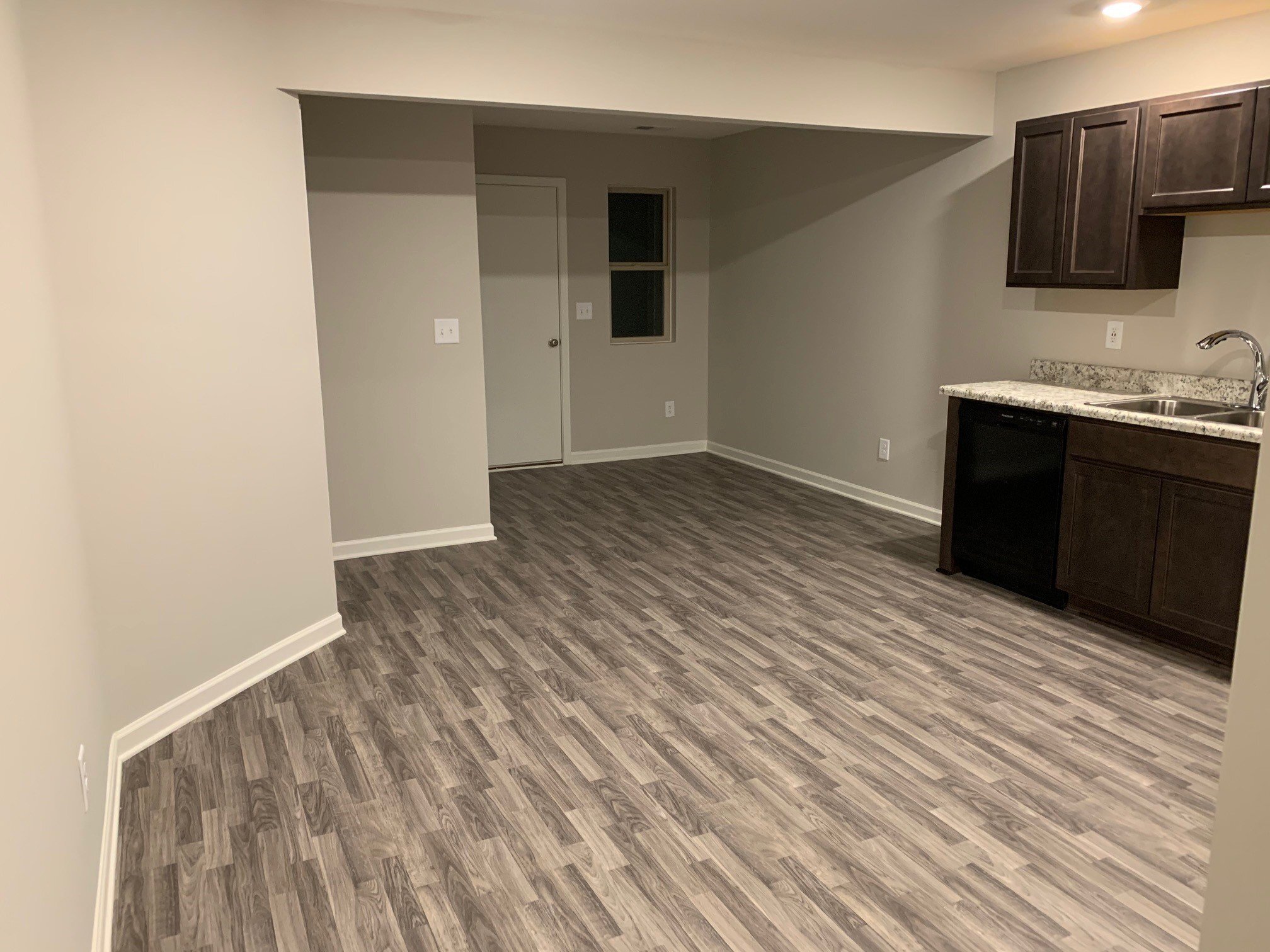 Building Photo - 6260 Townley Way