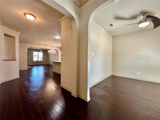 Building Photo - 5205 Glen Meadow Dr