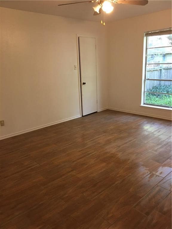 Building Photo - 115 Laurelwood Dr S