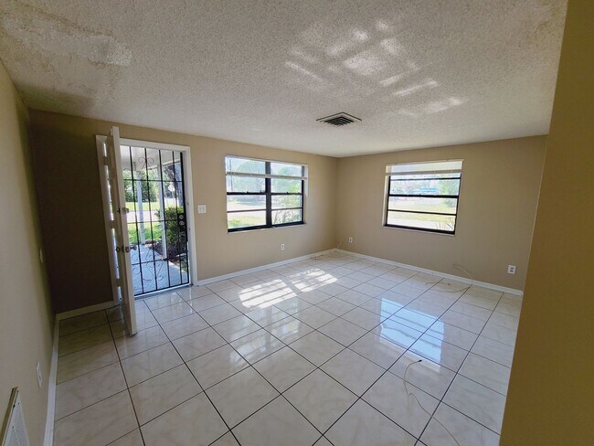 Building Photo - Charming Four Bedroom One Bathroom House photos coming soon