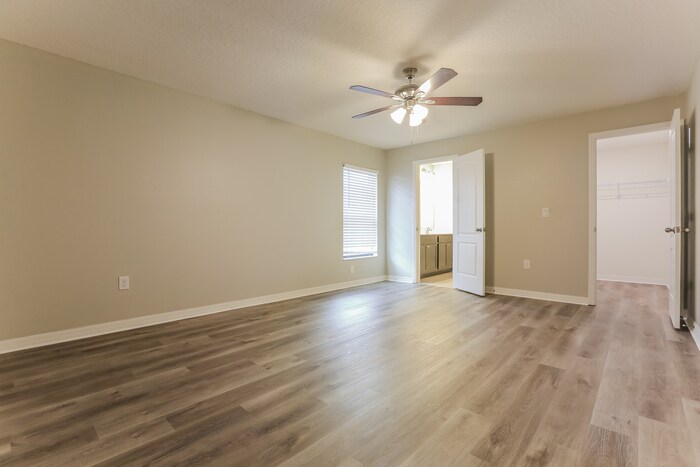 Building Photo - 844 Chatham Walk Dr