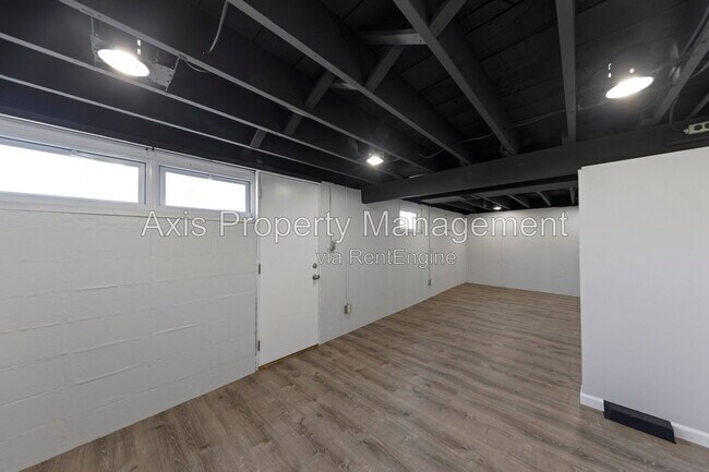Building Photo - 3477 St Williams Ln