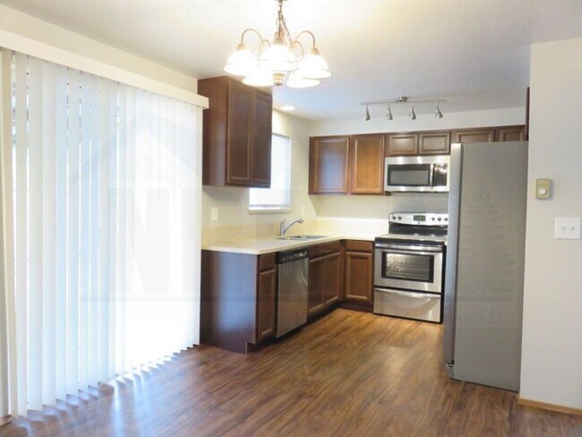 Building Photo - Newly renovated House located in the park community of Lacey!