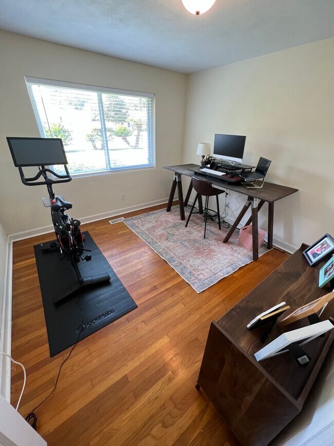 Building Photo - Splendid 3 Bed/2 Bath Home in North Pensacola