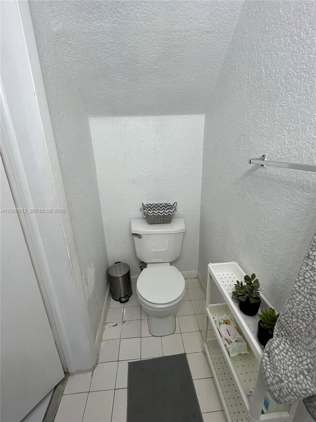 Building Photo - 171 Riviera Cir