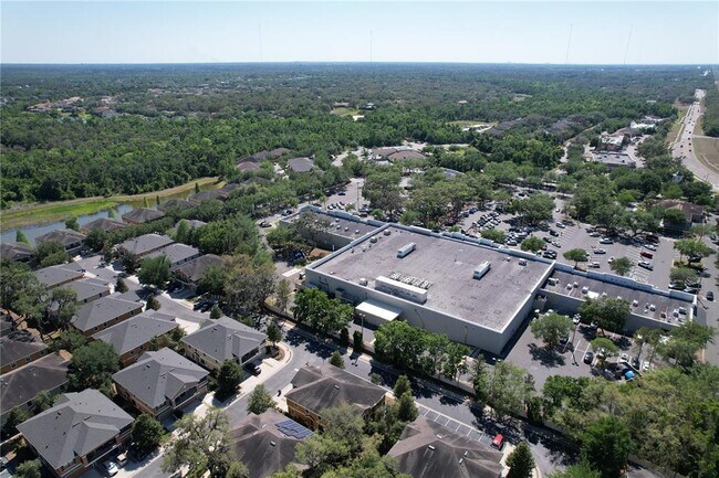 Building Photo - 16604 Kingletside Ct