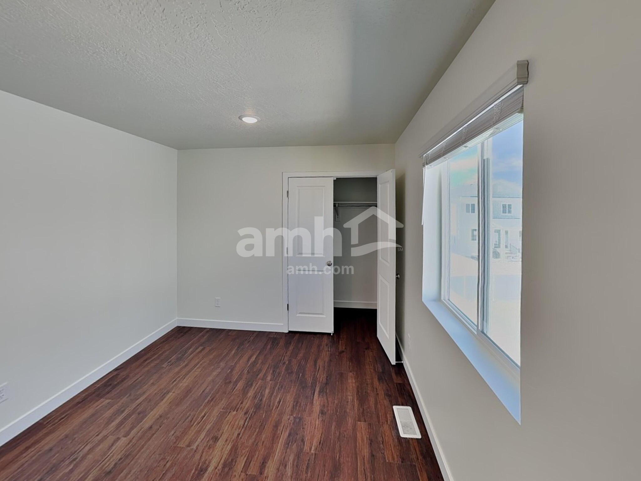 Building Photo - 7105 Woods Rose Dr