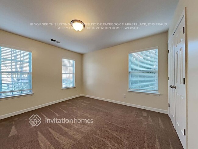 Building Photo - 5836 Mcdowell Run Dr