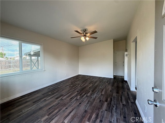 Building Photo - 5554 Riverside Dr