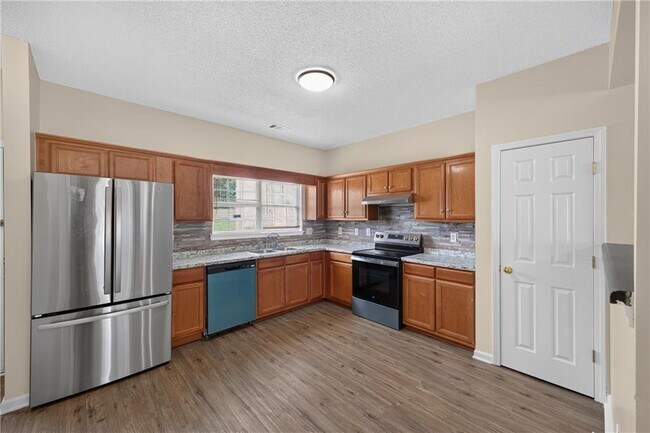 Building Photo - 1471 Riverrock Trail SW