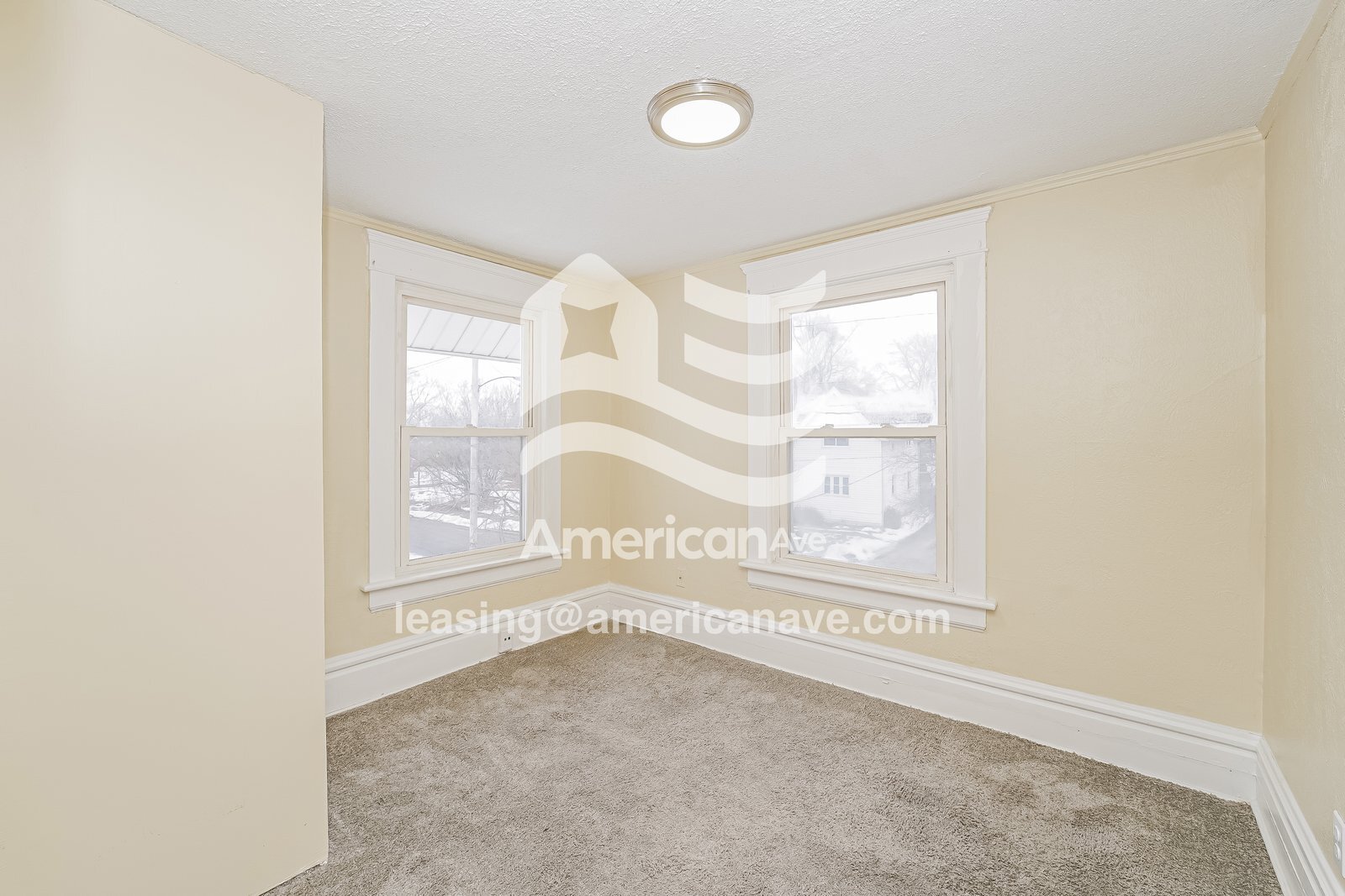 Building Photo - 1494 Preston Ave