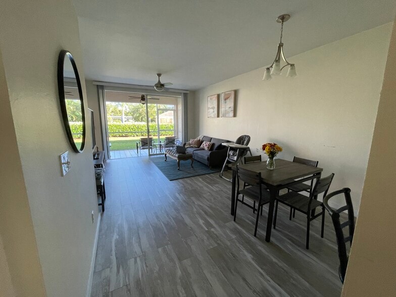 Primary Photo - 328 Bradstrom Cir