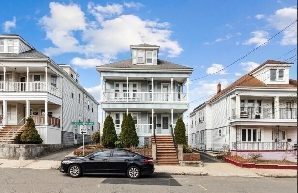 Building Photo - 93-95 Faulkner St