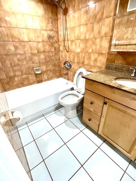 Building Photo - 13700 SW 62nd St