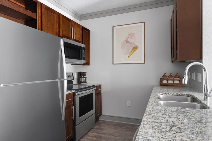 Building Photo - ZZZAdara Alexander Place