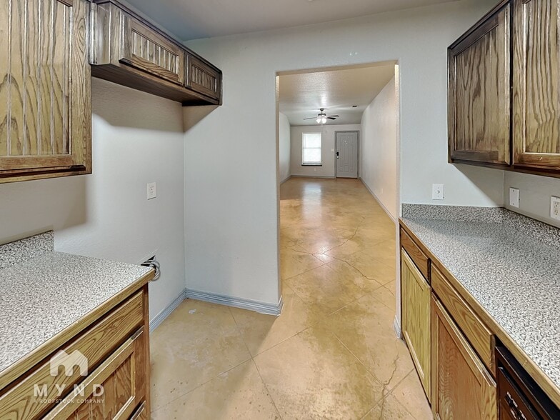 Building Photo - 208 Walnut Bend Rd